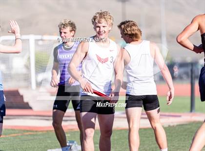 Thumbnail 1 in UHSAA Region 2 Championships (1600 Meter Relay) photogallery.