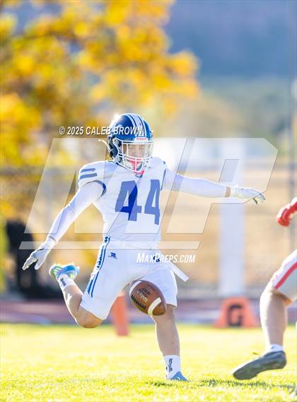Thumbnail 3 in Gunnison Valley vs Kanab (UHSAA 1A Quarterfinal) photogallery.