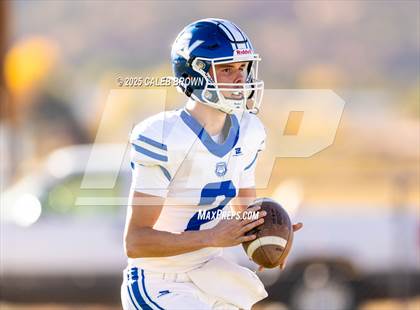 Thumbnail 3 in Gunnison Valley vs Kanab (UHSAA 1A Quarterfinal) photogallery.