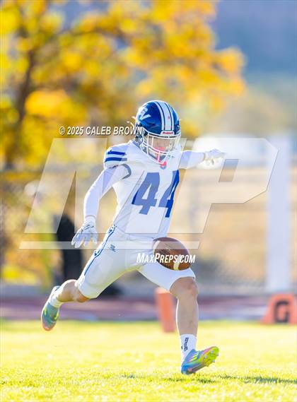Thumbnail 1 in Gunnison Valley vs Kanab (UHSAA 1A Quarterfinal) photogallery.