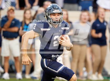 Thumbnail 3 in Fort Bend Marshall vs. Boerne-Champion (Class 5A Division II Semi-Finals) photogallery.