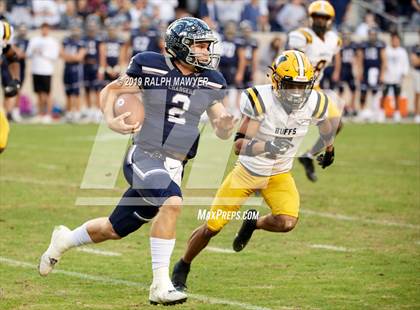 Thumbnail 1 in Fort Bend Marshall vs. Boerne-Champion (Class 5A Division II Semi-Finals) photogallery.