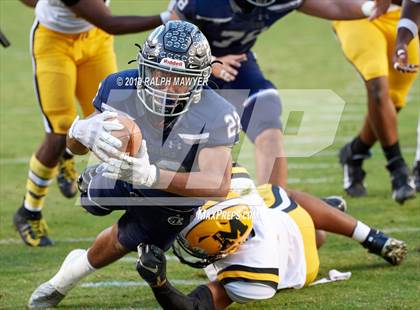 Thumbnail 1 in Fort Bend Marshall vs. Boerne-Champion (Class 5A Division II Semi-Finals) photogallery.