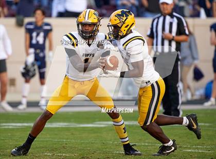 Thumbnail 1 in Fort Bend Marshall vs. Boerne-Champion (Class 5A Division II Semi-Finals) photogallery.