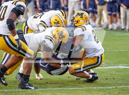 Thumbnail 2 in Fort Bend Marshall vs. Boerne-Champion (Class 5A Division II Semi-Finals) photogallery.