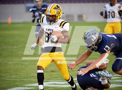 Thumbnail 1 in Fort Bend Marshall vs. Boerne-Champion (Class 5A Division II Semi-Finals) photogallery.