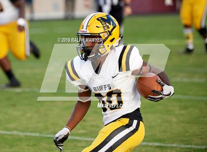 Thumbnail 2 in Fort Bend Marshall vs. Boerne-Champion (Class 5A Division II Semi-Finals) photogallery.