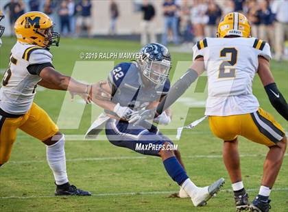 Thumbnail 2 in Fort Bend Marshall vs. Boerne-Champion (Class 5A Division II Semi-Finals) photogallery.