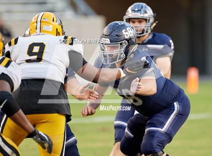 Thumbnail 3 in Fort Bend Marshall vs. Boerne-Champion (Class 5A Division II Semi-Finals) photogallery.