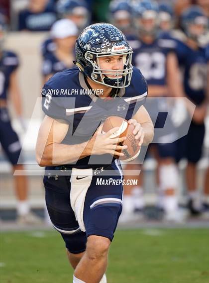 Thumbnail 3 in Fort Bend Marshall vs. Boerne-Champion (Class 5A Division II Semi-Finals) photogallery.