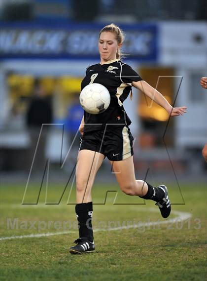 Thumbnail 1 in Oak Park @ Bishop Amat (CIF SS D3 Playoffs) photogallery.
