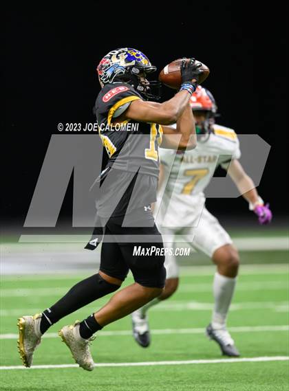 Thumbnail 1 in San Antonio All Star Game photogallery.
