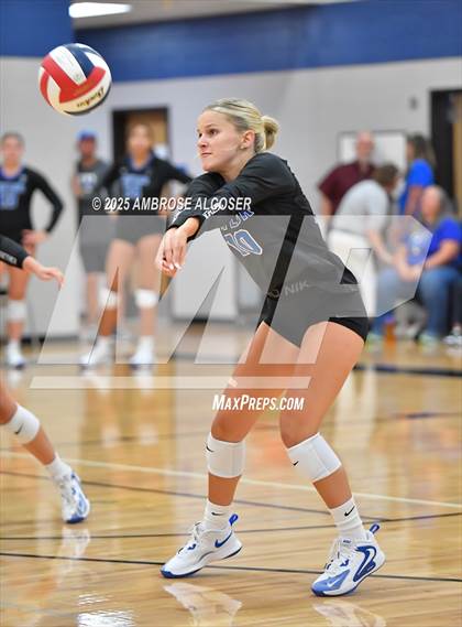 Thumbnail 3 in Tompkins vs. Katy Taylor (KISD/CFISD Tournament) photogallery.