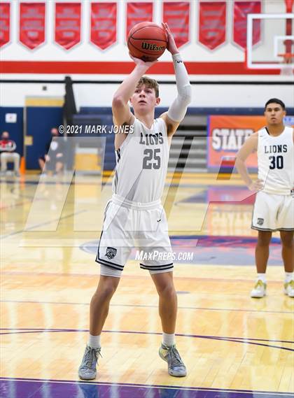 Thumbnail 1 in St. David vs. North Valley Christian Academy  (AIA 1A Semifinal) photogallery.