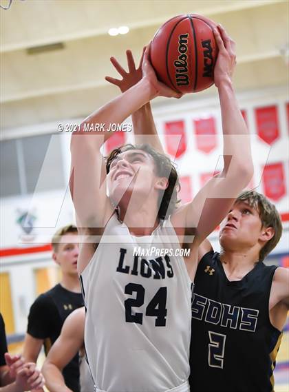 Thumbnail 1 in St. David vs. North Valley Christian Academy  (AIA 1A Semifinal) photogallery.