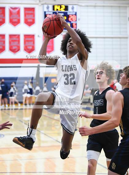 Thumbnail 2 in St. David vs. North Valley Christian Academy  (AIA 1A Semifinal) photogallery.