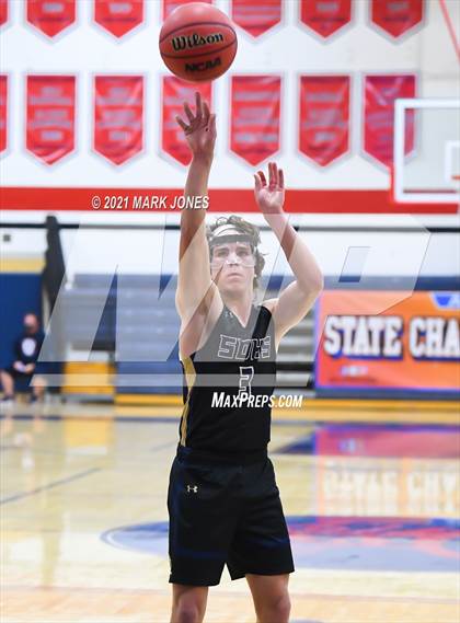 Thumbnail 2 in St. David vs. North Valley Christian Academy  (AIA 1A Semifinal) photogallery.