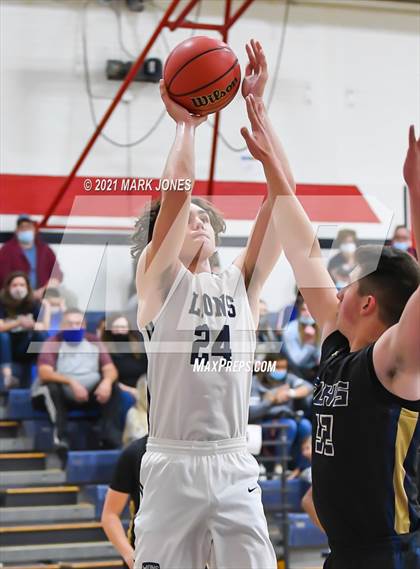 Thumbnail 2 in St. David vs. North Valley Christian Academy  (AIA 1A Semifinal) photogallery.