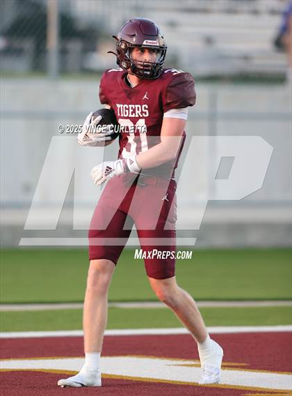 Thumbnail 3 in New Braunfels @ Dripping Springs (Scrimmage) photogallery.