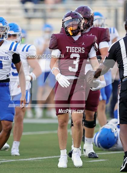 Thumbnail 3 in New Braunfels @ Dripping Springs (Scrimmage) photogallery.