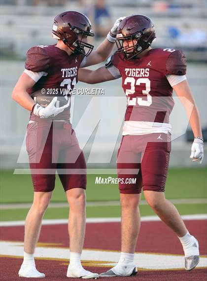 Thumbnail 1 in New Braunfels @ Dripping Springs (Scrimmage) photogallery.