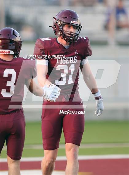 Thumbnail 1 in New Braunfels @ Dripping Springs (Scrimmage) photogallery.