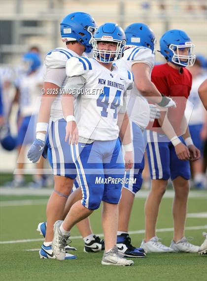 Thumbnail 2 in New Braunfels @ Dripping Springs (Scrimmage) photogallery.