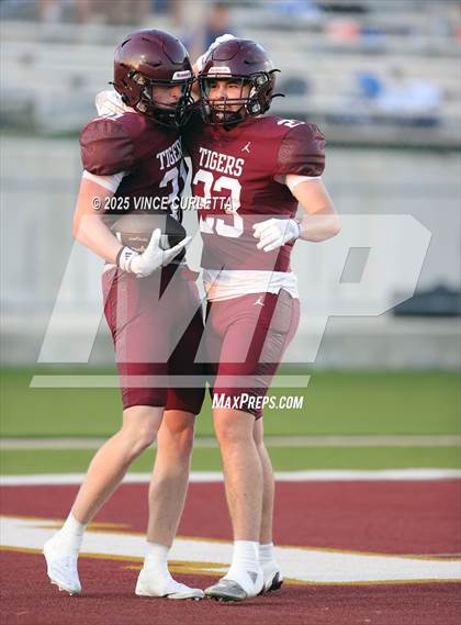 Thumbnail 3 in New Braunfels @ Dripping Springs (Scrimmage) photogallery.