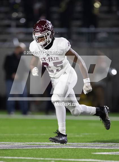 Thumbnail 3 in Cy-Fair @ Tompkins (UIL 6A D1 Area Playoff) photogallery.