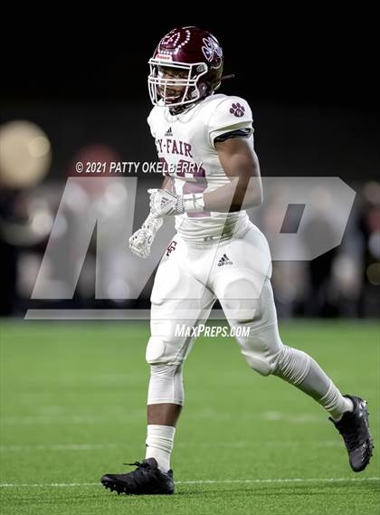 Thumbnail 3 in Cy-Fair @ Tompkins (UIL 6A D1 Area Playoff) photogallery.