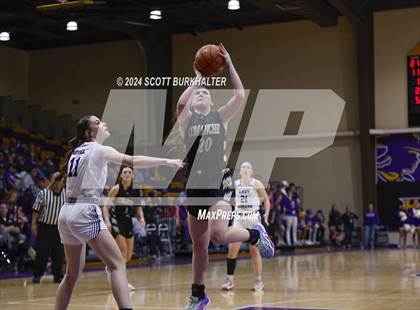 Thumbnail 1 in Merkel vs. Comanche (UIL Basketball 3A Area) photogallery.