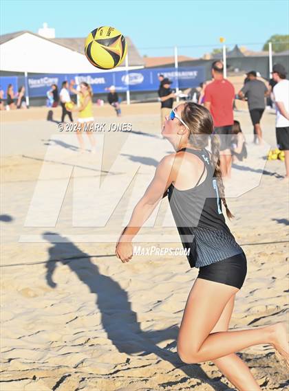 Thumbnail 3 in Mohave vs. Estrella Foothills (AIA DII Pairs Round 1 Playoff) photogallery.