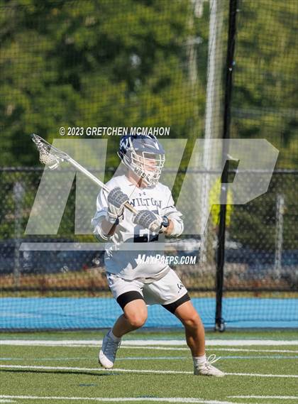 Thumbnail 2 in Wilton vs. Amity Regional photogallery.