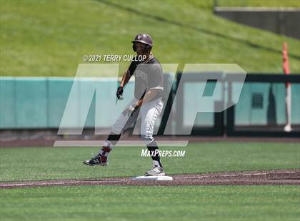 Thumbnail 1 in Lone Peak vs. Jordan (UHSAA 6A Championships) photogallery.