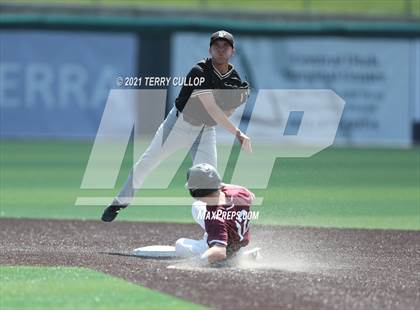 Thumbnail 2 in Lone Peak vs. Jordan (UHSAA 6A Championships) photogallery.