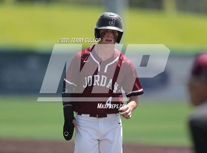 Thumbnail 1 in Lone Peak vs. Jordan (UHSAA 6A Championships) photogallery.