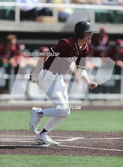 Thumbnail 3 in Lone Peak vs. Jordan (UHSAA 6A Championships) photogallery.