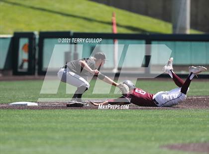 Thumbnail 2 in Lone Peak vs. Jordan (UHSAA 6A Championships) photogallery.