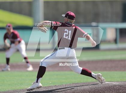Thumbnail 1 in Lone Peak vs. Jordan (UHSAA 6A Championships) photogallery.