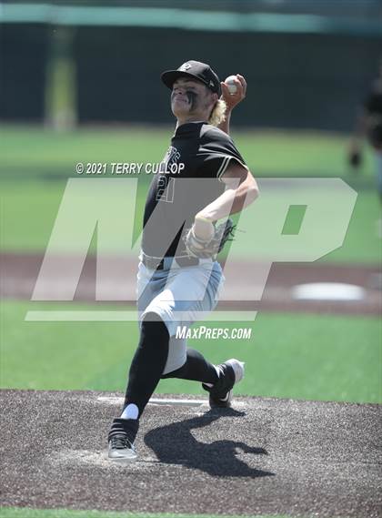 Thumbnail 1 in Lone Peak vs. Jordan (UHSAA 6A Championships) photogallery.