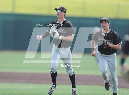Thumbnail 1 in Lone Peak vs. Jordan (UHSAA 6A Championships) photogallery.
