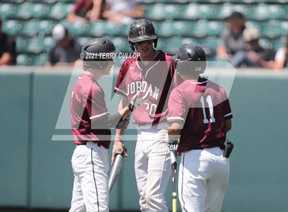 Thumbnail 3 in Lone Peak vs. Jordan (UHSAA 6A Championships) photogallery.