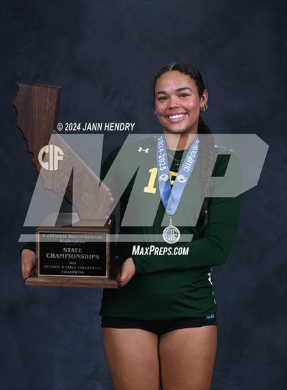 Thumbnail 3 in San Ramon Valley vs Centennial (CIF Division 2 Final Awards) photogallery.