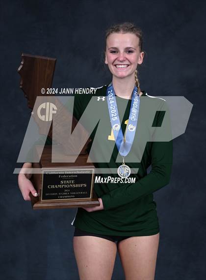 Thumbnail 2 in San Ramon Valley vs Centennial (CIF Division 2 Final Awards) photogallery.