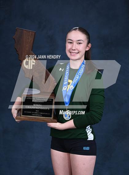 Thumbnail 2 in San Ramon Valley vs Centennial (CIF Division 2 Final Awards) photogallery.