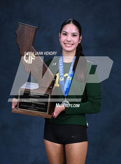 Thumbnail 2 in San Ramon Valley vs Centennial (CIF Division 2 Final Awards) photogallery.