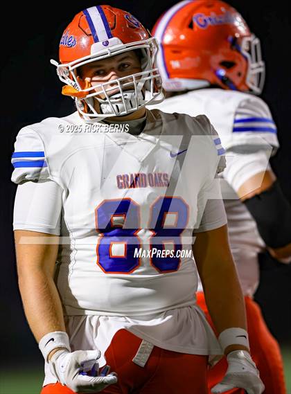 Thumbnail 3 in Willis vs Grand Oaks photogallery.