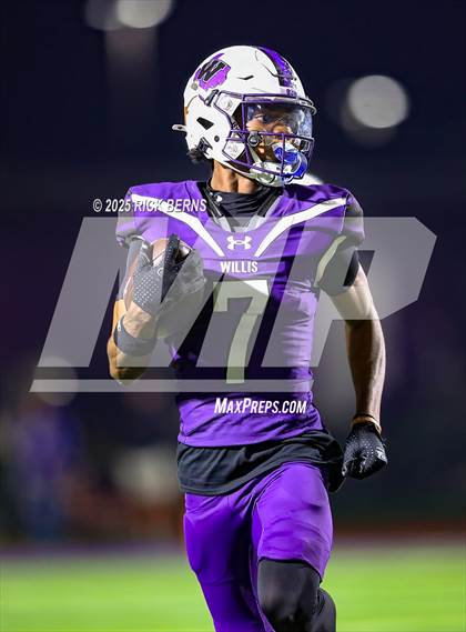 Thumbnail 1 in Willis vs Grand Oaks photogallery.