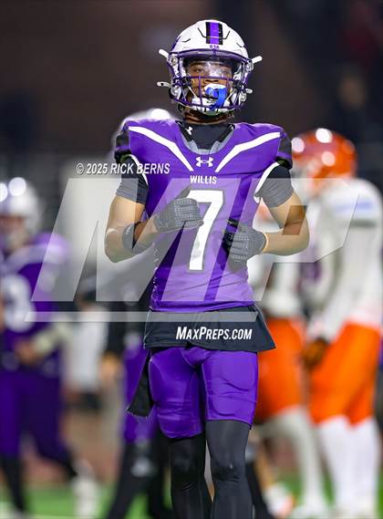 Thumbnail 2 in Willis vs Grand Oaks photogallery.