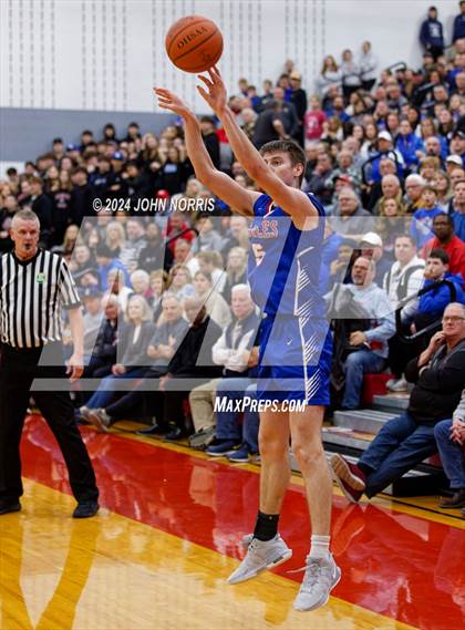 Thumbnail 3 in Ottawa-Glandorf vs Liberty-Benton (OHSAA Division 3 Region 10 District Semi Final) photogallery.
